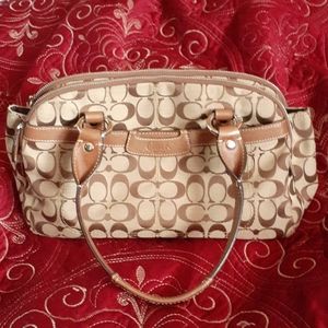 Genuine Coach Signature Satchel w/LOTS OF ROOM!